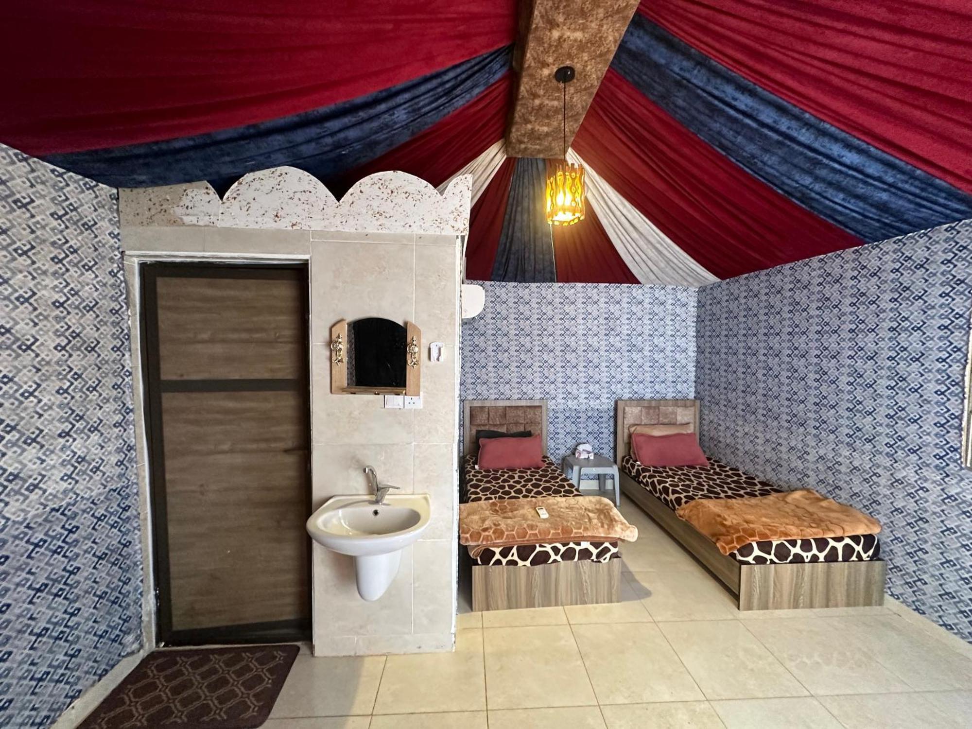 Hotel Shakria Bedouin Life Camp Wadi Rum Exterior foto